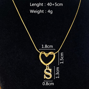 Collier en acier inoxydable plaqué or 18K PVD imperméable à l'eau, lettre de l'alphabet A-Z, tendance sur <span class=keywords><strong>TikTok</strong></span> - Product Image 5