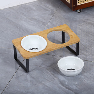 ชั้นวางชามอาหารแมวไม้ไผ่แบบสองช่อง ยกสูงสำหรับให้อาหารสัตว์เลี้ยง - Product Image 2