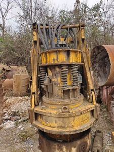 Plataforma de Perforación Rotatoria Bauer Usada, Fabricada en Alemania, Modelo BG26/BG22/GB25/bg25c/bg42 2016, Profundidad Máxima de Perforación de 300 m, Diámetro de Perforación de 100 mm - Product Image 3