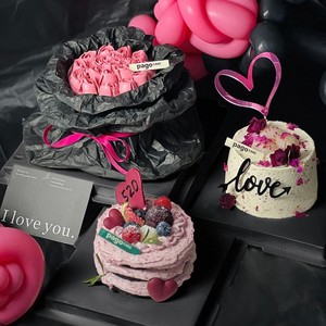 <b>Honey</b> And Sweetness Cake Plug Valentine's Day Birthday Rose Cake Decoration Acrylic Couple Cake Ornament - Product Image 4