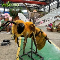 Spécimen d'insecte de grande taille Statue d'abeille animatronique réaliste en silicone insecte artificiel d'intérieur pour l'exposition et l'éducation de jardin