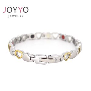 Pulsera de Moda al por Mayor, Joyería de Tendencia, Pulsera Popular de Acero Inoxidable 316L, Pulsera Dorada con Forma de Corazón Hueco - Product Image 1