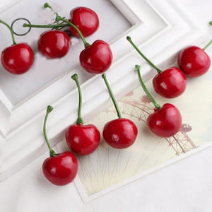 Cerezas Artificiales Decorativas de 2.4cm, de Espuma y Plástico Ecológico, para Decoración del Hogar, Hoteles, Navidad, Halloween y Festivales - Product Image 3