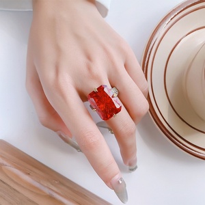 Bagues en cuivre plaqué or de haute qualité, écologiques, avec pierre rectangulaire en zircon rouge 15*20mm, pour un usage quotidien saisissant - Product Image 6