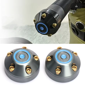 Nuovi Accessori per Moto Tappi per Manopole Manubrio in Alluminio Tappo Estremità Barra per <span class=keywords><strong>Vespa</strong></span> Primavera 150 Sprint 150 <span class=keywords><strong>GTS</strong></span> <span class=keywords><strong>300</strong></span> - Product Image 2