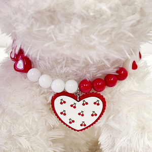 Luxuriöse Red Ball Pet Collars Gestreifte Hunde kette Cat Pearl Collar Charm Princess Halskette Cherry Anhänger Elegante Pet Halskette - Product Image 4