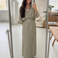 Ensemble deux pièces chic et minimaliste pour femme : chemise boutonnée à manches longues et jupe longue taille haute coupe ample – Collection Printemps 2026, idéal pour les vacances