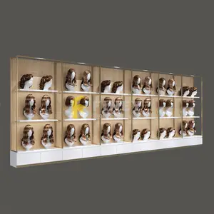 Individuelle Perücke Schaufenster-Mannequin Möbelregale Haargestell für Perücke Laden Innenausstattung Shop-Dekoration Design Perücke Schaufenster