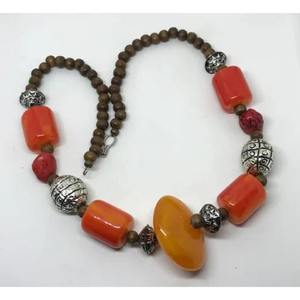 สร้อยคอจี้เรซิ่นทำมือสุดฮิต ดีไซน์หรูหรา น้ำหนักเบา เหมาะสำหรับผู้หญิง มีจำหน่ายแล้ว - Product Image 2