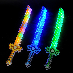 Nouvelles épées laser de cosplay unisexes en plastique, lumineuses, à piles au lithium-ion non rechargeables, pour les fans de 8 à 14 ans - Product Image 1