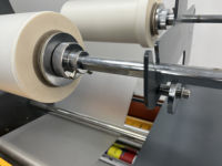 Machine de plastification automatique A2 à aspiration d'air hydraulique électrique avec alimentation automatique