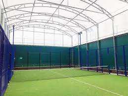 Vente en gros de <span class=keywords><strong>courts</strong></span> de padel professionnels Fabricant de terrains de padel avec toit en verre panoramique standard international - Product Image 2