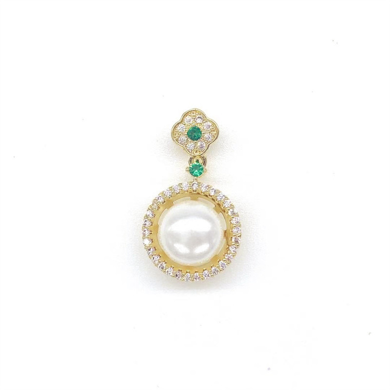 Pendentif 10