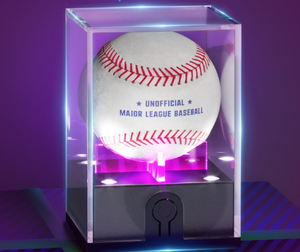 Bán sỉ tùy chỉnh rõ ràng <span class=keywords><strong>Acrylic</strong></span> rõ ràng bóng chày đứng bóng chày <span class=keywords><strong>Cube</strong></span> với ánh sáng <span class=keywords><strong>LED</strong></span> - Product Image 1
