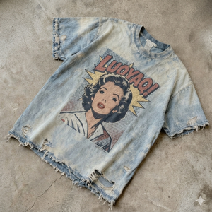 T-shirt Personalizzata Strappata e Usurata con Stampa, 100% Cotone Lavato con Acido per un Effetto Vintage Sbiadito e Consumato. - Product Image 1