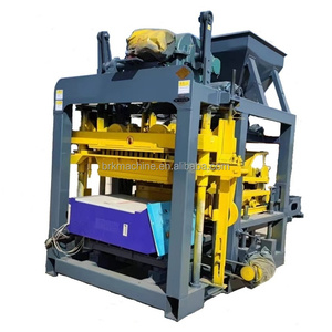 آلة صنع الطوب الخرساني المجوف الأوتوماتيكية بالكامل عالية الإنتاجية QT4-25 مصنوعة في لينيي، خط إنتاج الطوب للبيع في كينيا - Product Image 5