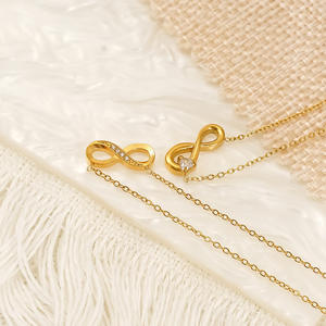 Collana con Ciondolo <span class=keywords><strong>Infinito</strong></span> Portafortuna in Acciaio Inossidabile Placcato Oro 18K, Impermeabile e con Conservazione del Colore, con Zirconi a <span class=keywords><strong>Cuore</strong></span>, Gioiello Trendy da Donna - Product Image 4