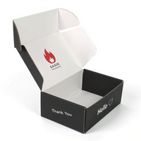 Boîtes d'expédition rigides en papier couché avec impression de logo sur mesure, boîte à courrier noire avec doublure en éponge, matériaux recyclés