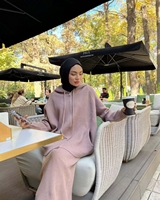 usine OEM/ODM couleur Pure longue ouverture Style daim tissu avec 2 poches latérales Dubai hiver automne hiver Collection Abaya