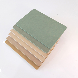 Panneau rainuré Linyi <span class=keywords><strong>2mm</strong></span> 6mm 18mm, panneau <span class=keywords><strong>MDF</strong></span> vert résistant à l'eau, panneau <span class=keywords><strong>MDF</strong></span>/HDF mélaminé à grain de bois pour meubles - Product Image 4