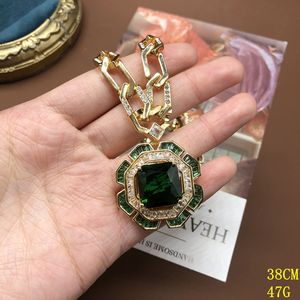 ZHENXUN – ensemble de boucles d'oreilles avec pendentif émeraude, bijoux en cuivre doré, entièrement sertis de diamants, accessoires pour femme, cadeau de créateur original à <span class=keywords><strong>la</strong></span> mode - Product Image 3