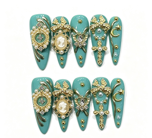 Uñas Postizas de Lujo Verdes, Estilo Stiletto, Acrílicas, con Perlas, Diamantes de Imitación Dorados, Pre-Diseñadas, 10 Piezas para Fiesta - Product Image 2