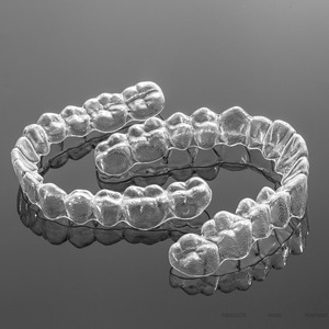 Aligners Orthodontiques Transparents EVA Invisible Yulin OEM Dentaire pour Correction du Surplomb et Rotation Dentaire - Product Image 5