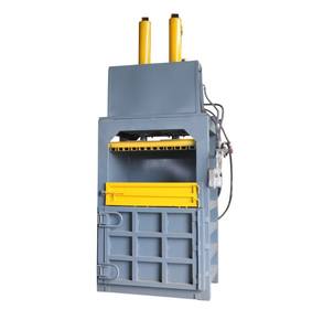 Machine d'emballage hydraulique automatique pour la compression de petits déchets pour le baril d'ordures de bouteille en plastique de film de carton facile à utiliser - Product Image 3