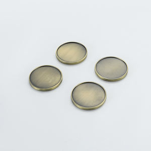 Nexussabers, l'argent de l'ancienne <span class=keywords><strong>République</strong></span>, fabriqué en métal Beskar de <span class=keywords><strong>Star</strong></span> <span class=keywords><strong>Wars</strong></span> - Product Image 2