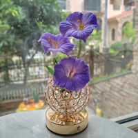 Lampe de table LED sans fil Crystal Flower L pour mariage, fête, événement et décoration de centre de table, chambre, salon, cadeau lumineux