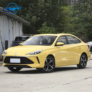 SAIC Roewe I5 Versione Manuale, Auto Compatta a Benzina in Vendita a Prezzo Vantaggioso - Product Image 1
