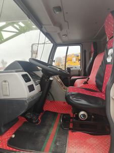 Grue mobile Zoomlion d'occasion de 80 tonnes, grue de chantier lourde avec moteur de pompe hydraulique fiable à vendre - Product Image 6