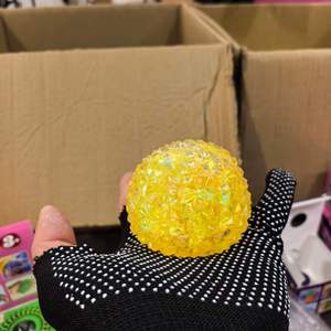 Balle anti-stress texturée diamant en maltose, jouet sensoriel souple et extensible en TPR, anti-anxiété, cadeaux de fête - Product Image 4
