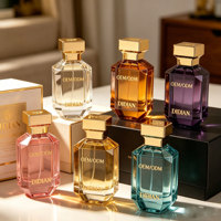 Flacons de parfum en verre personnalisés professionnels 30ml/50ml/100ml avec vaporisateur à fine brume et capuchon magnétique doré lesté