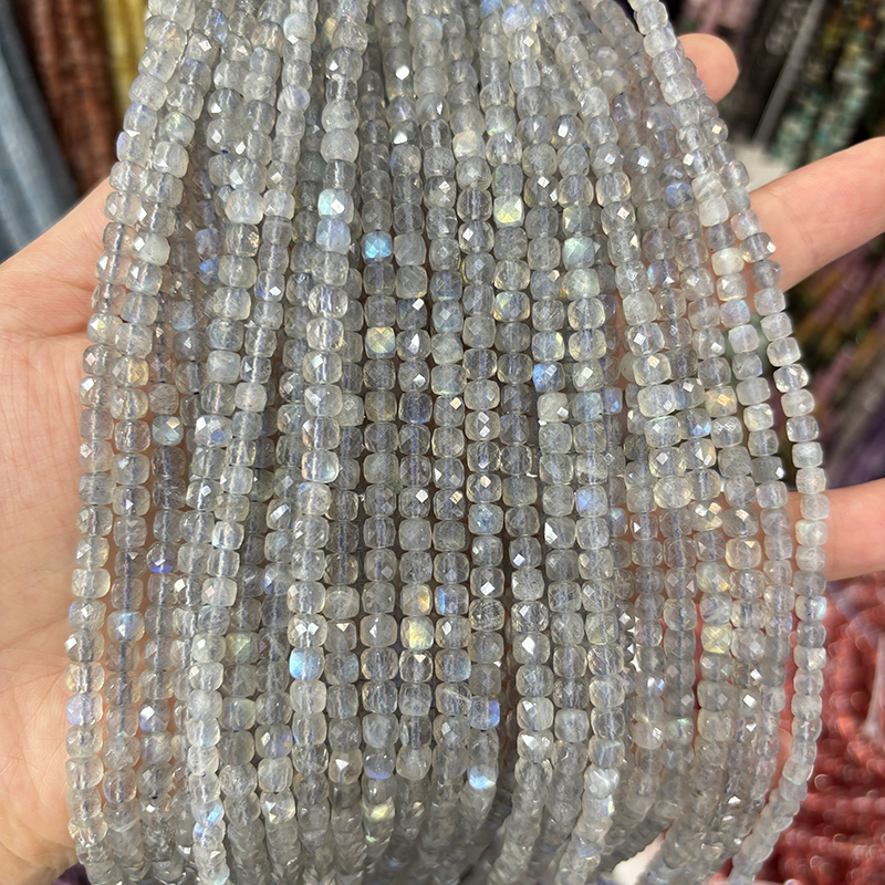 ลาบราโดไรต์ เกรด AA