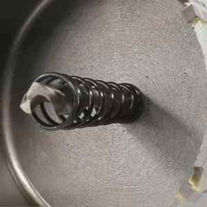 Kit de scie cloche à ressort avec mandrin coupe métal <span class=keywords><strong>bois</strong></span> plastique pour un <span class=keywords><strong>bricolage</strong></span> rapide et efficace et une perceuse à usage professionnel - Product Image 2