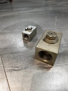 Accessoires pour excavatrices de marque YYG, origine Guangdong, tuyau d'huile, vanne à boisseau perforée, vanne à <span class=keywords><strong>globe</strong></span>, pièces de machines de construction - Product Image 3