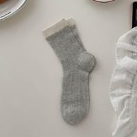 Chaussettes mi-mollet côtelées fines et colorées d'été en coton respirant, style minimaliste et décontracté pour femme