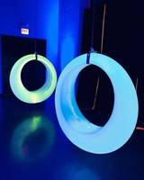Meubles de jardin, balançoire lumineuse à LED, chaise suspendue, balançoires circulaires en forme de lune, avec protection imperméable pour l'extérieur, 16 couleurs changeantes