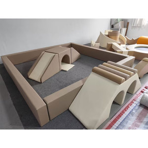 Ensemble de jeu en bois de qualité supérieure avec rampe, pont, voiture et tunnel pour zone intérieure pour enfants - Product Image 5