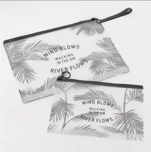 Thân thiện với môi <span class=keywords><strong>PVC</strong></span> <span class=keywords><strong>Frosted</strong></span> nhựa dây kéo túi với logo in ấn cho bikini đồ bơi beachwear đồ lót bao bì <span class=keywords><strong>Pouch</strong></span> - Product Image 2