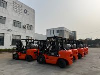 Forklift Dual-Fuel Baru: Transmisi Otomatis, Angkat 4.5M, IMPCO LPG, Side Shift.