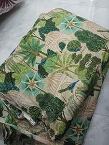 Tissu en coton imprimé élégant pour vêtements féminins, vêtements d'été, couture, quilting, travaux artisanaux, matériau léger et durable - Product Image 3