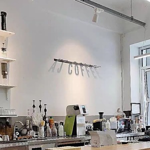 Decoración de pared de estilo industrial, letrero de hierro fundido con letras inglesas, decoración de arte metálico para interiores y exteriores, para restaurante, cafetería - Product Image 2