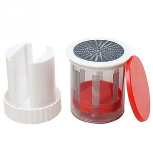 Râpe à fromage et moulin à beurre écologiques en plastique Smart Cutter Innovations, idéale pour la cuisine, sortie du réfrigérateur - Product Image 2