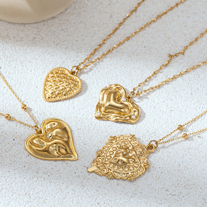 قلادة بقلادة على شكل قلب من الفولاذ المقاوم للصدأ مع الزركون، هدية عيد الحب مع شهادة CE - Product Image 3