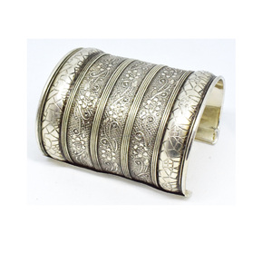 Fancy Trendy Womens Silver <b>Bangles</b> Bridal Three Tone Ladies <b>Bangles</b> <b>Bracelets</b> Silver Tone <b>Bangle</b> cuff photography prop - Product Image 1