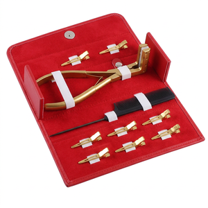 TEEJAY Kit de pinces à extensions capillaires en acier inoxydable rouge, peigne de sectionnement et pinces dorées pour pose et retrait d'extensions à bandes – Vente chaude - Product Image 3