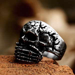 SS8-1094R neue Art Edelstahl Schädel Ring Biker Hand Knochen Ring Cool Hip Hop Finger Herren Ring Gothic Schmuck - Product Image 2