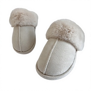 Pantuflas de Mujer de Gamuza Beige, Forradas de Felpa Cálida, <span class=keywords><strong>para</strong></span> Interiores, con Cuello de Piel Sintética - Product Image 5